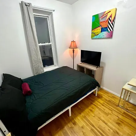 Private Bedroom In A Shared 2 Bedrooms Apartament - 1 Stop To Manhattan And 2 Stops Brooklyn